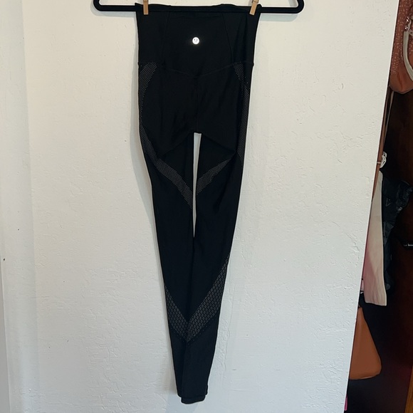 Lululemon leggings - Picture 3 of 5